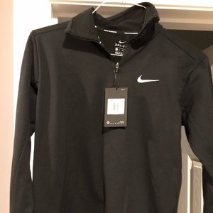 Brand New Women’s Nike running pullover! W/Tags!